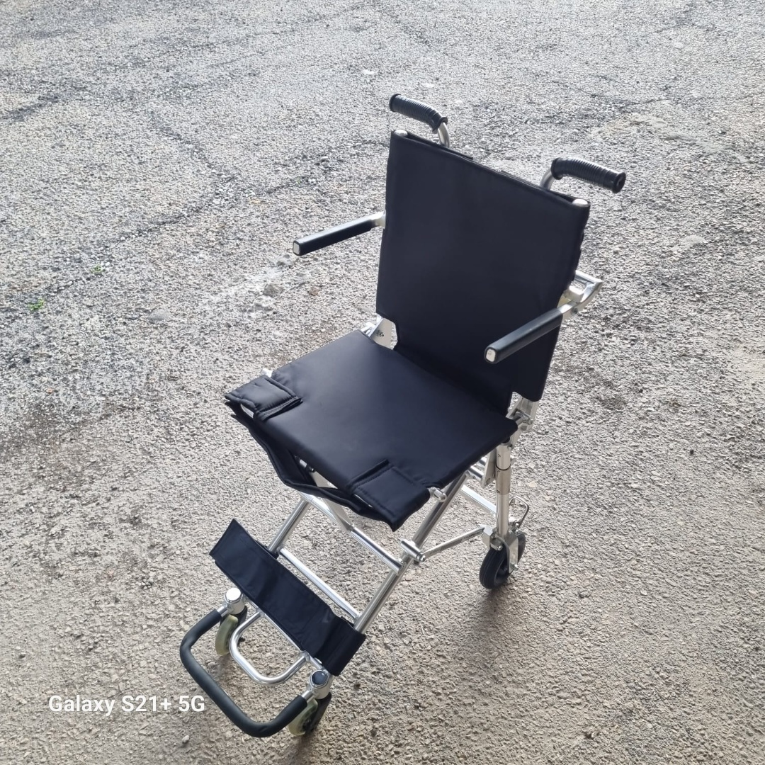 200₪ כסא גלגלים קטן 