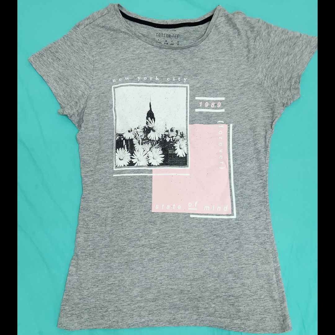 חולצה קצרה אפורה