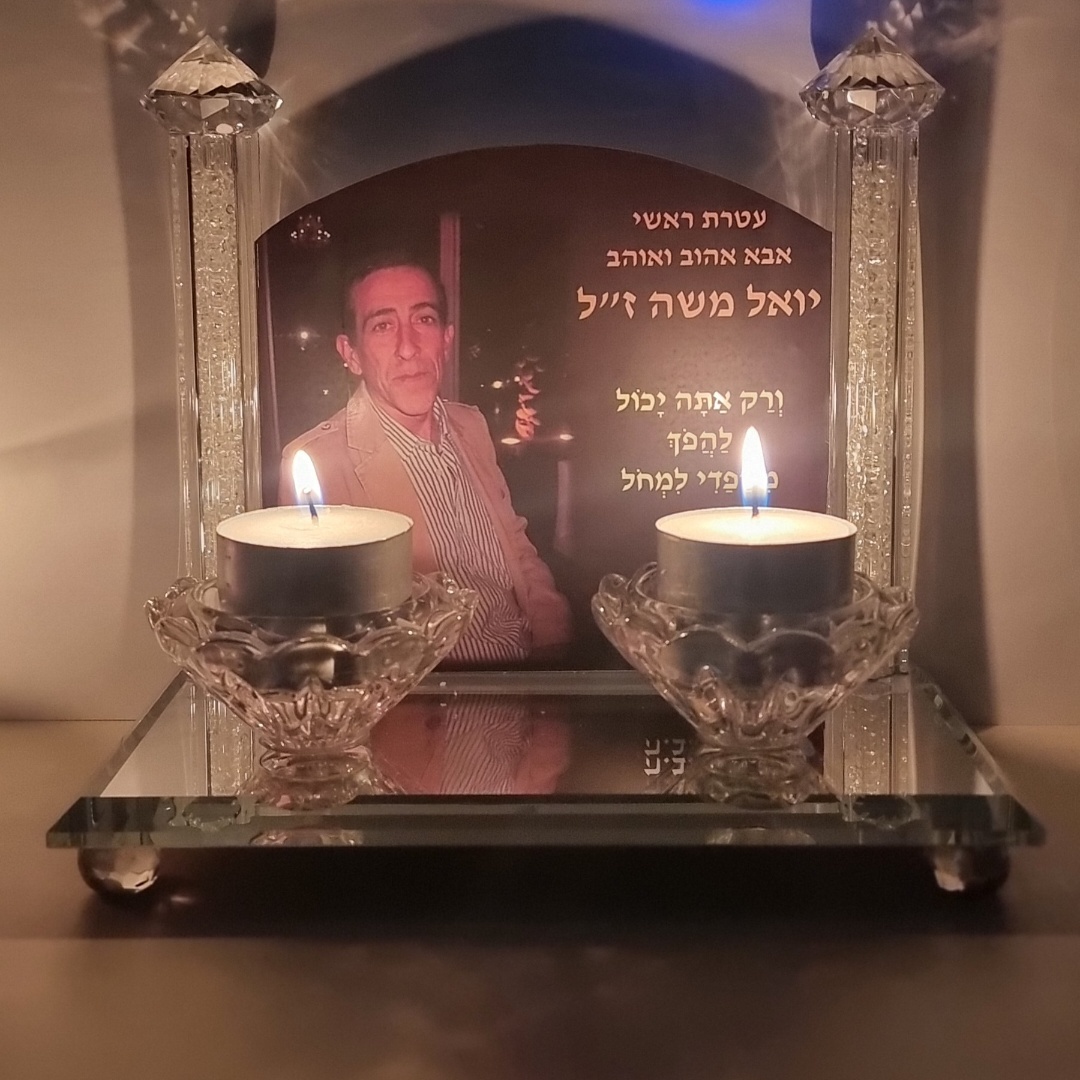 פמוטים לנרות עם תמונה דגם שושנה 