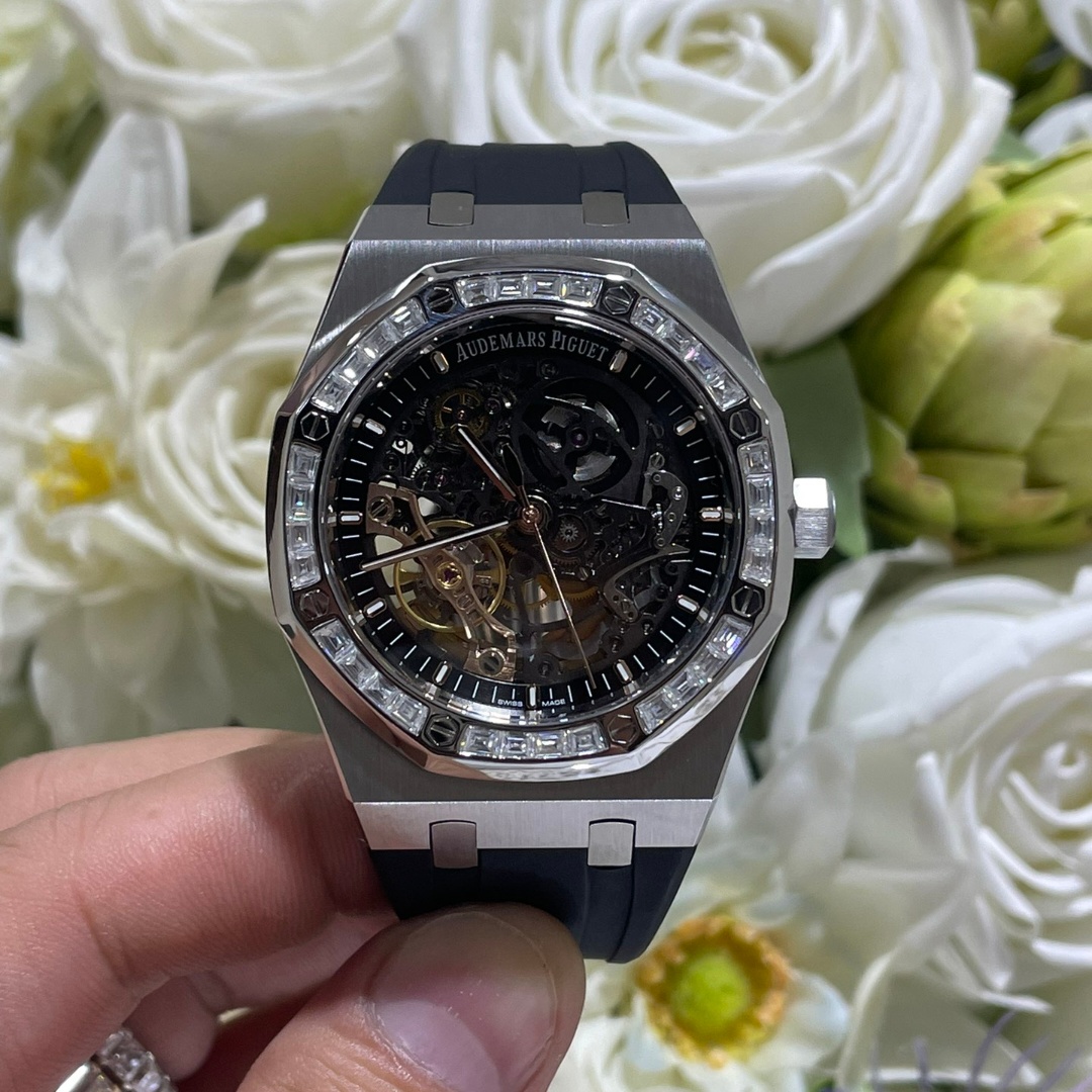 AP Skeleton costumized + VVS bezel