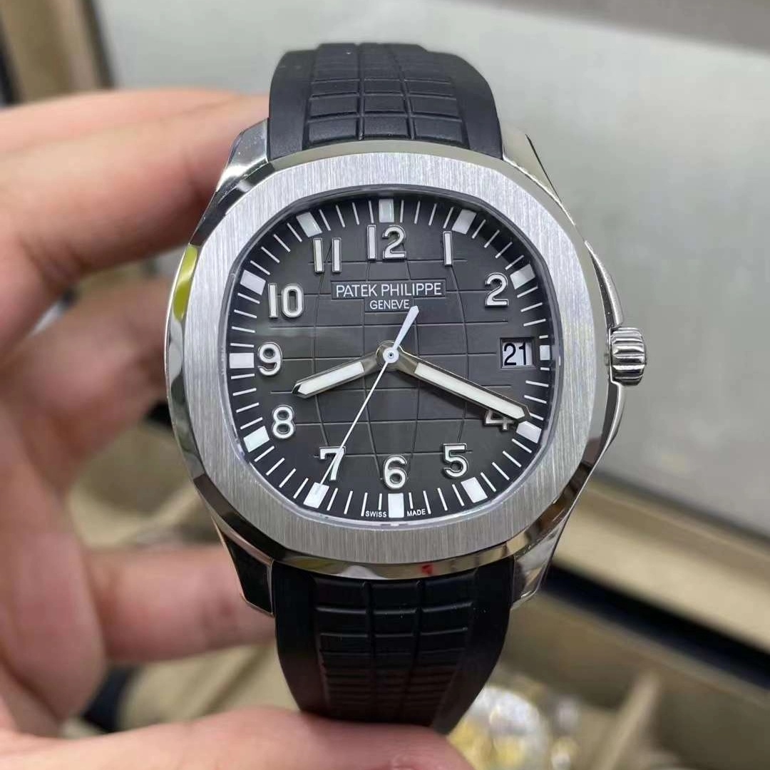 Patek philippe Aquanaut 5167A בבנייה אישית 
