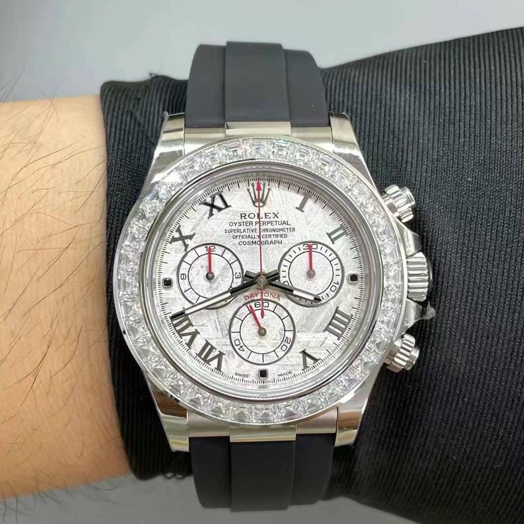 דייטונה עם לוח אפטרמרקט + בזל VVS בבנייה אישית. 